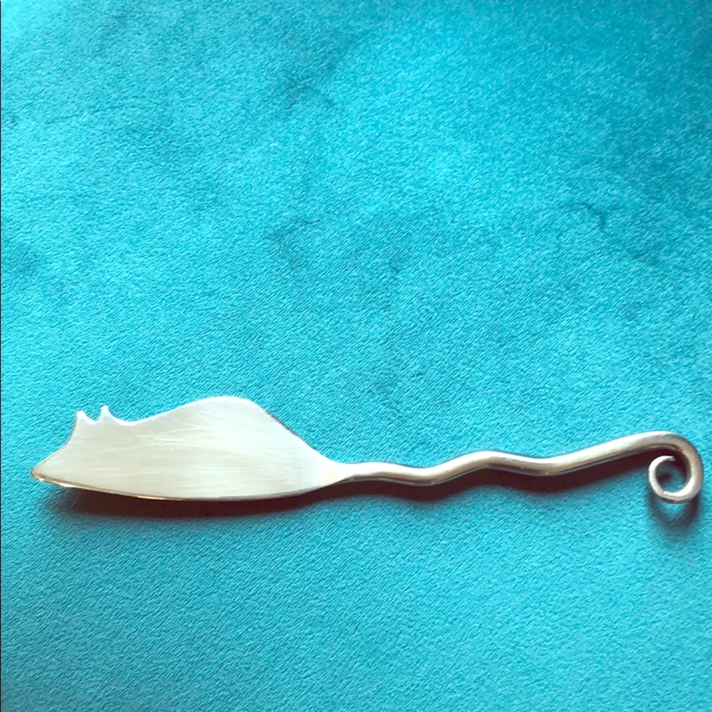 Adorable cheese spreader